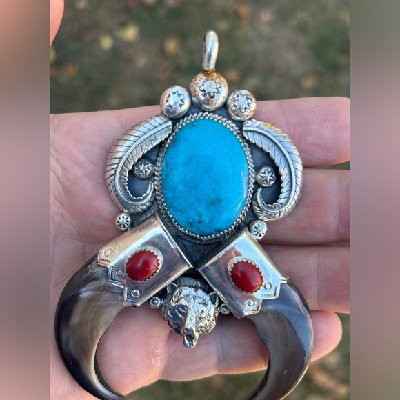 STERLING SILVER NATIVE AMERICAN TURQUOISE CORAL HUGE DOUBLE BEAR CLAW PENDANT - Picture 8 of 10